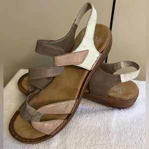 🌸🌸NIB Mult-colored Leather Rieker Sandals 🌸🌸